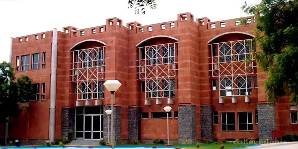 Jamia Hamdard University
